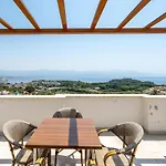 Ada Villas